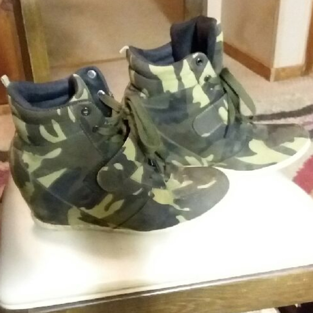 Camo Wedge Sneakers